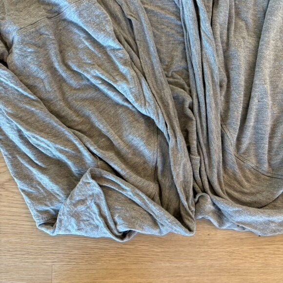 prAna Gray  Yoga Wrap Sweater Cardigan Size 3X - Picture 2 of 5